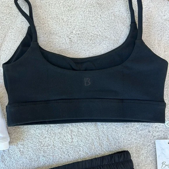 BUFFBUNNY Shorts & 2 Bras Bundle/Set Women's Size XS/S Black & White New W/ Tags - Picture 14 of 14